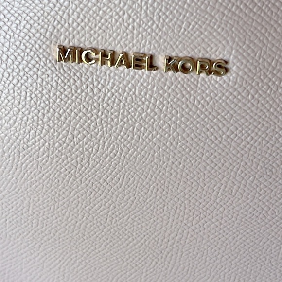 Michael Kors Dusty Pink 3 Way Handbag - Picture 2 of 6